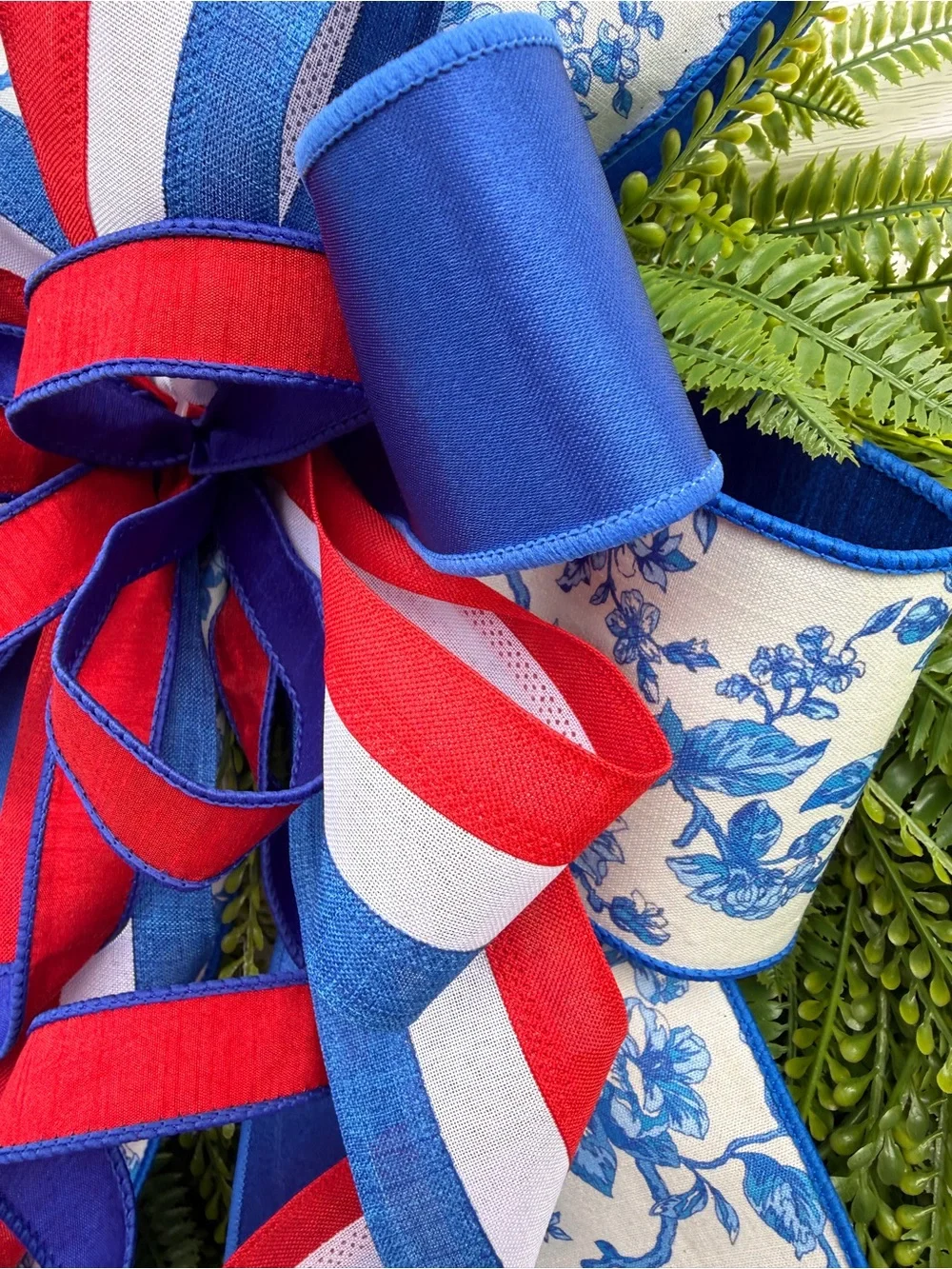 Patriotic Beaded Grass Wreath, 4th of July Decor